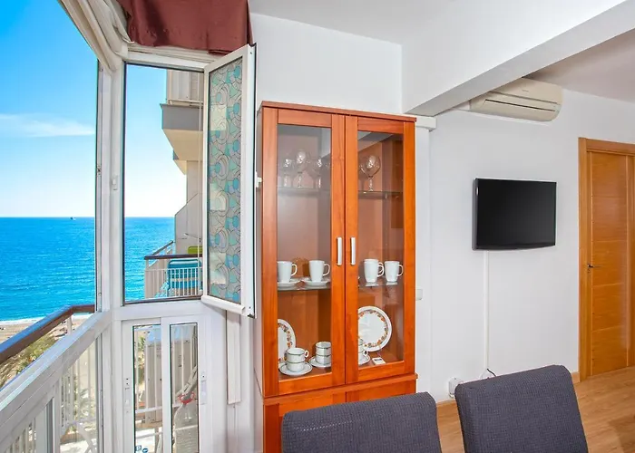 Livemalaga Pintor Sea View & Apartmán Màlaga